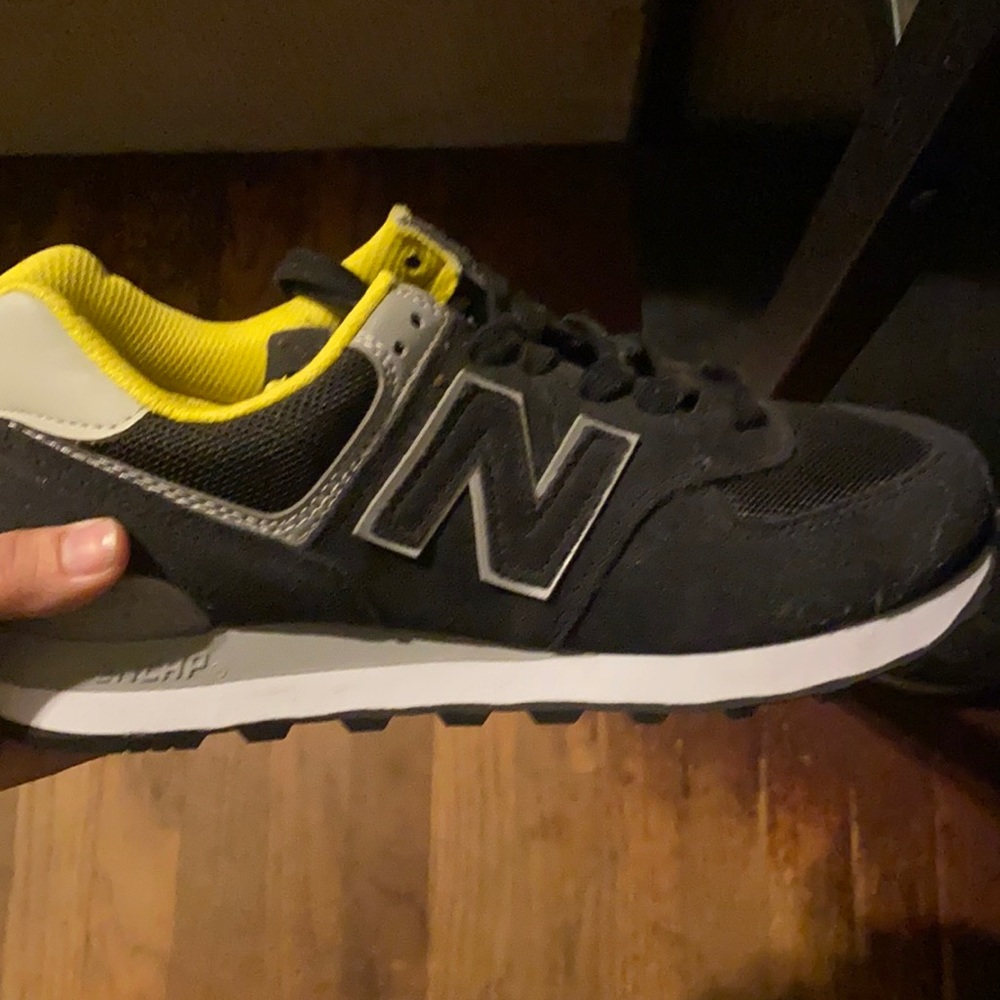 New balance shoes